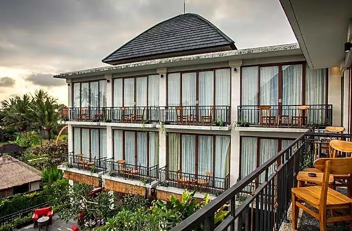 Zen Sriwedari 1 Отель 3*